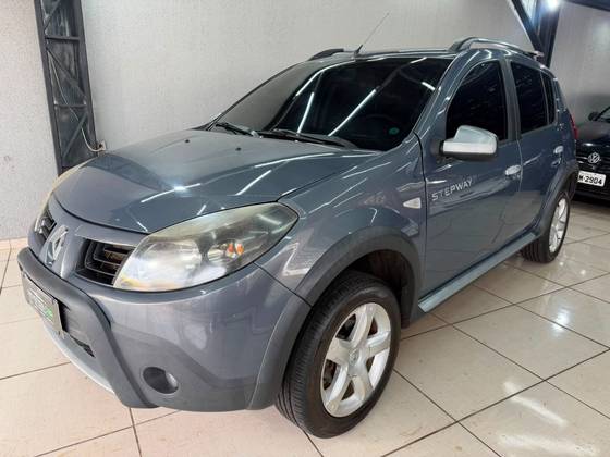 RENAULT SANDERO 1.6 STEPWAY 16V FLEX 4P MANUAL